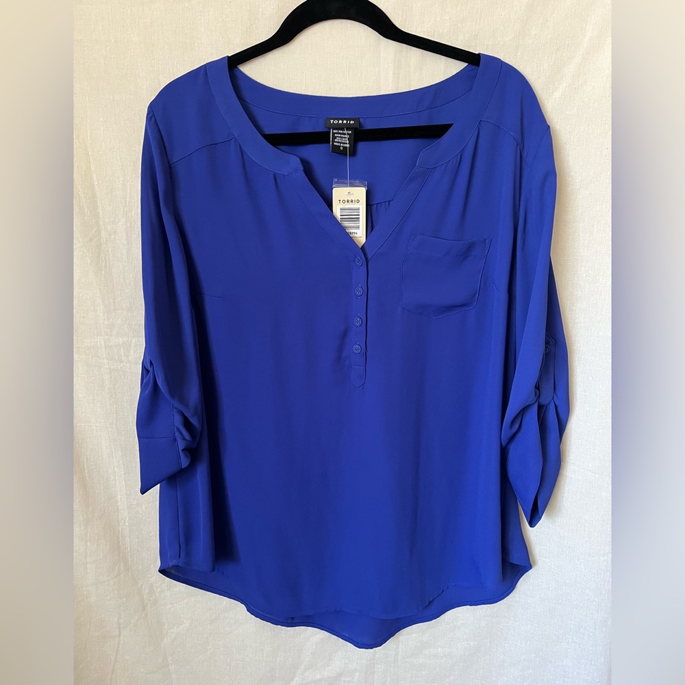 Torrid Blouse - Blue - NWT - plus size 0